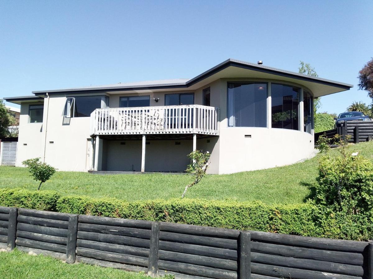 Super Sunny Holiday Home Richmond Exterior photo